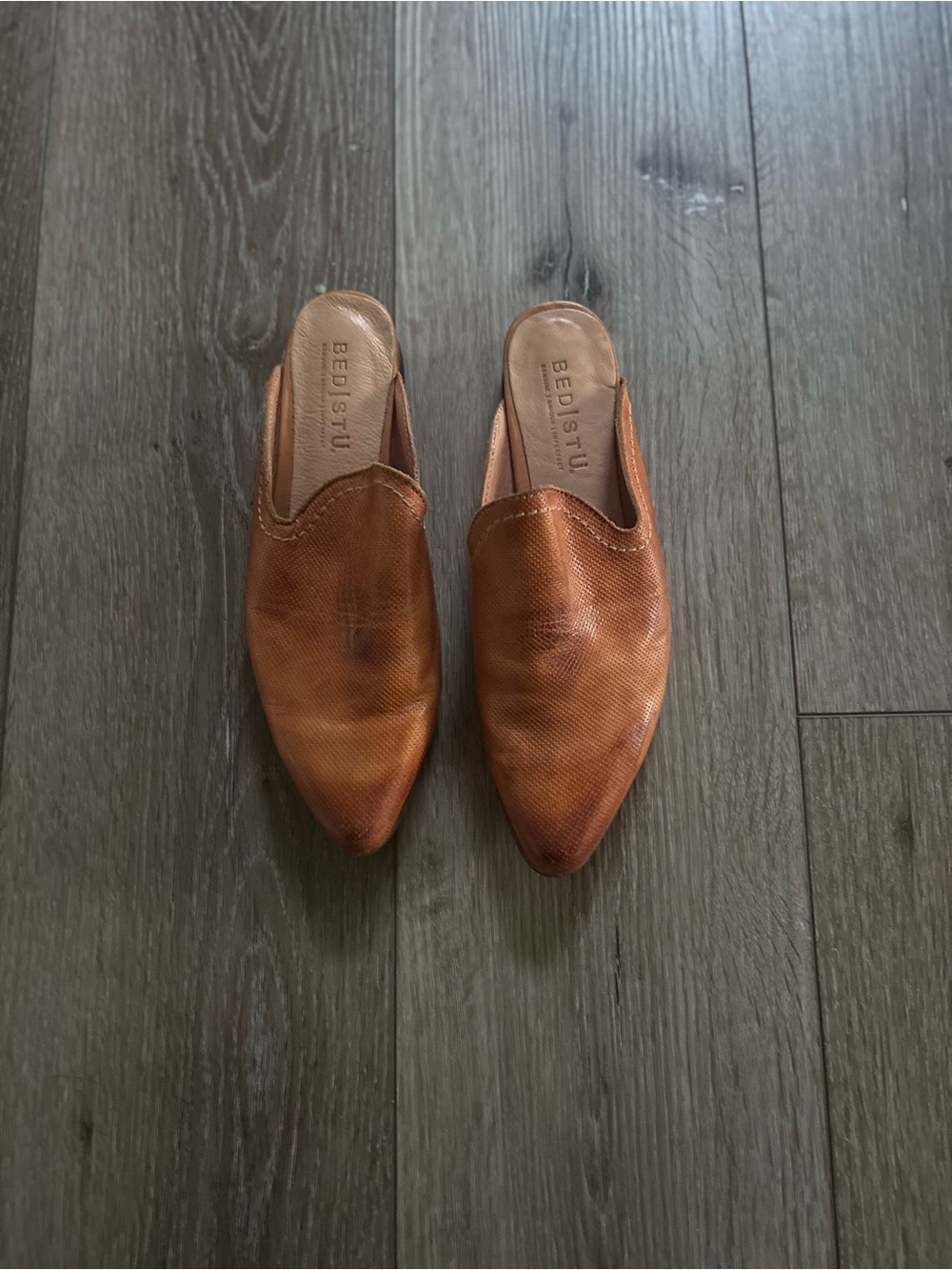 Bed Stu Brenda rustic leather mules